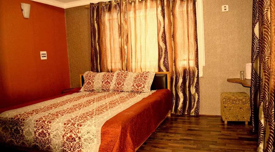 Paristan Resorts Deluxe Double Bed